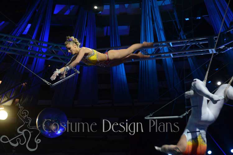 What makes a trapezist costume really good? Discover 3 secrets for top comfort and cool style!