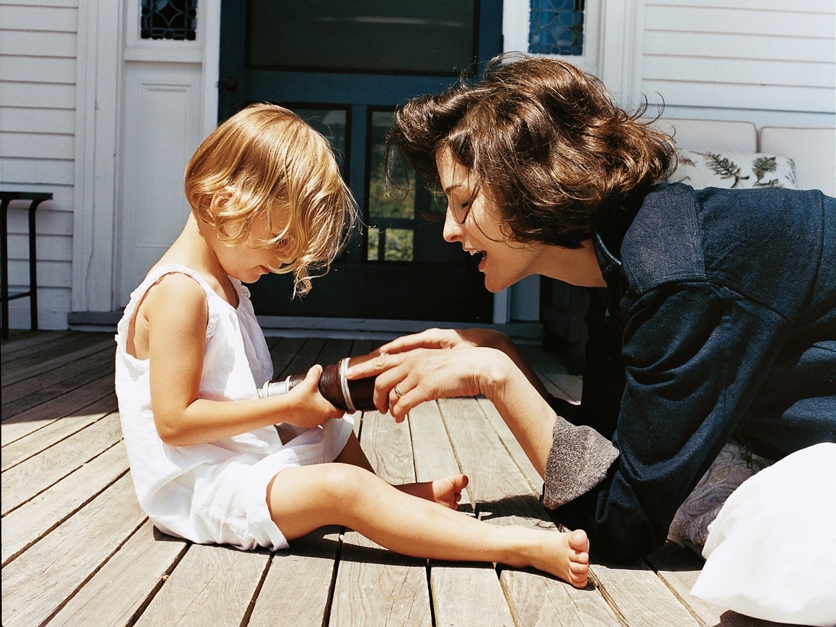 Baby Vogue Magazine: A Parents Guide to Chic Kids