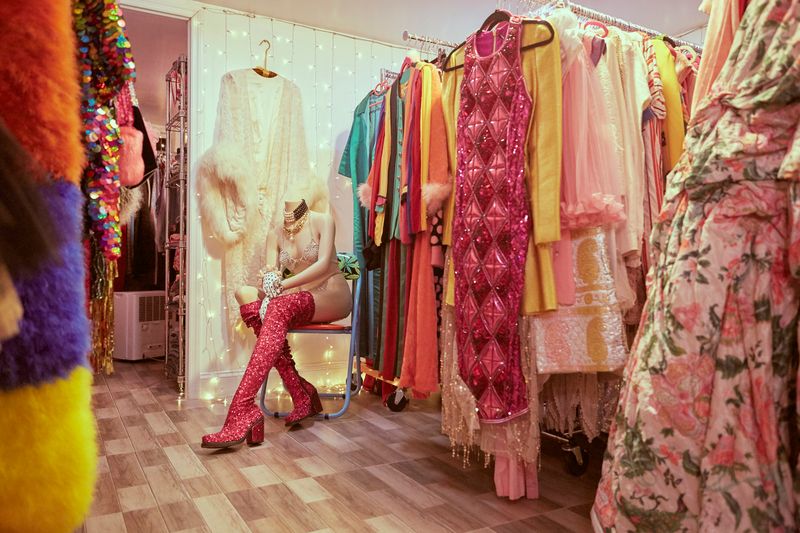 What are stylist archive rentals and why are they useful? Access unique designer fashion for your creative projects.