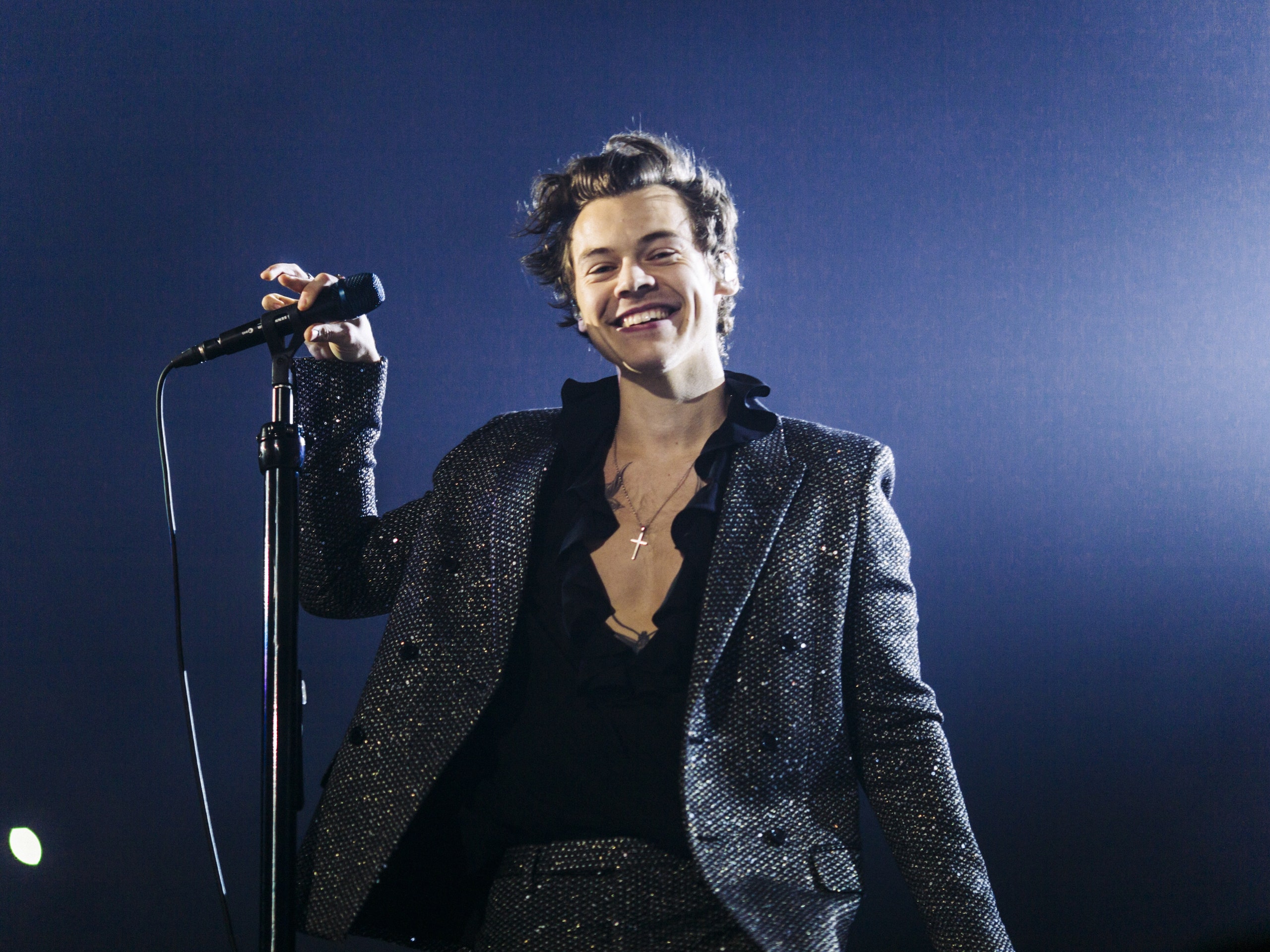 Following Harry Styles Twitter for updates? Get all his latest music news and tour information quickly.