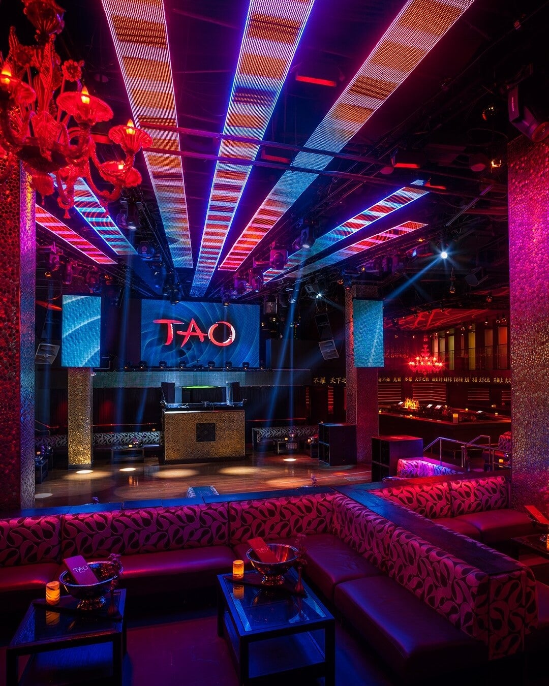 Where to Look for Tao Nightclub Photos Best Sites Compared