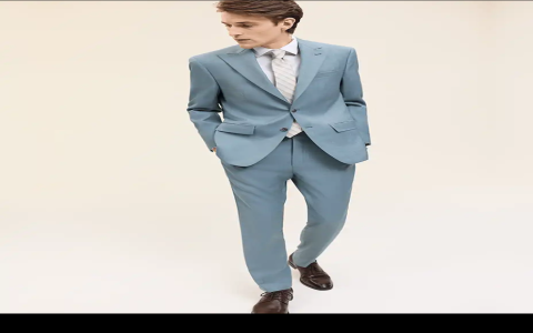 Which formal skirt suit is the best for you? Think about these points before buying one!