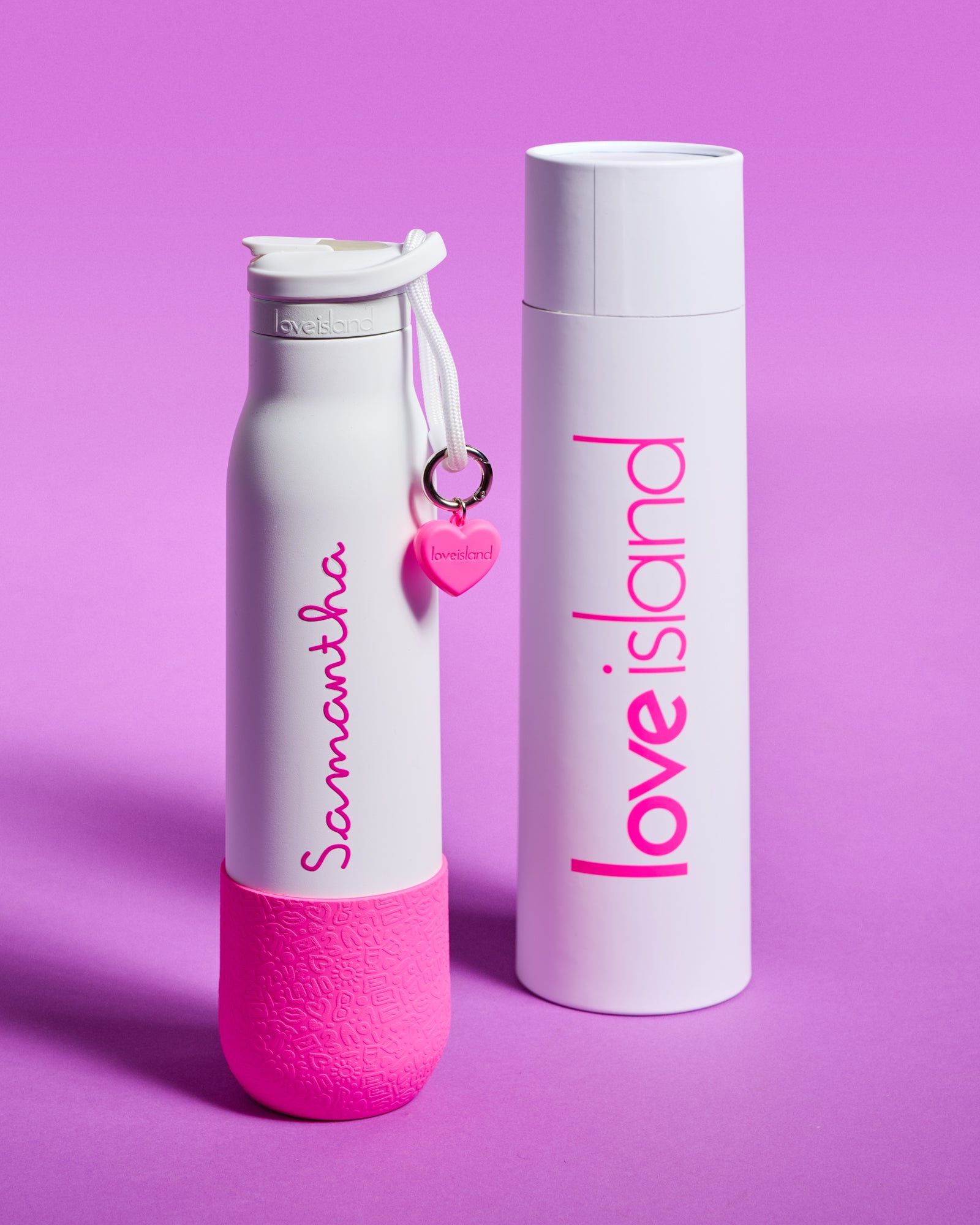Looking for the perfect Love Island gifts? The shop.loveisland online store has many amazing fan ideas for you!