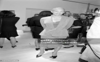 Find Yohji Yamamoto Carolyn Bessette Inspired Outfits Easy Style Tips Inside!