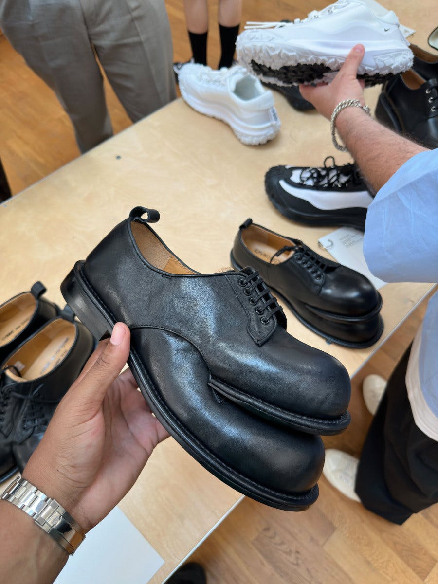 why choose comme des garcons double shoes (key benefits for your wardrobe)
