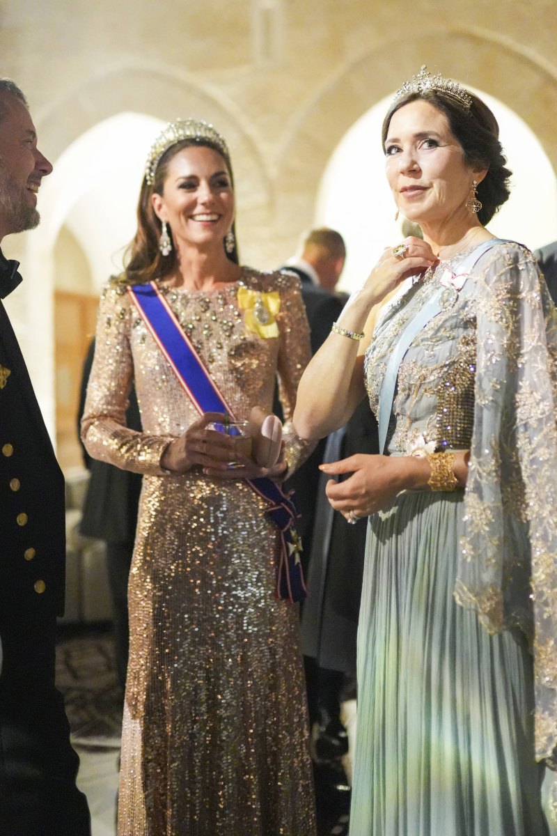 Top places viewing beautiful photo of princess kate collection online