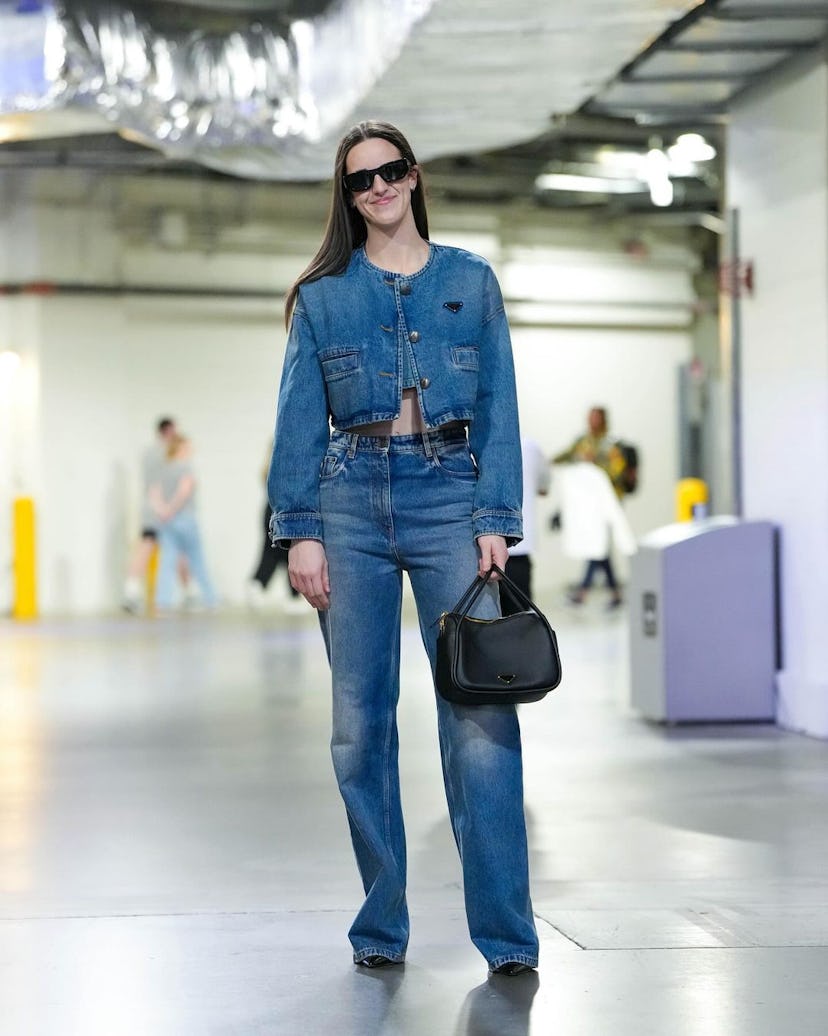 Best jeans for athletes like Caitlin Clark? Top choices for movement & style!