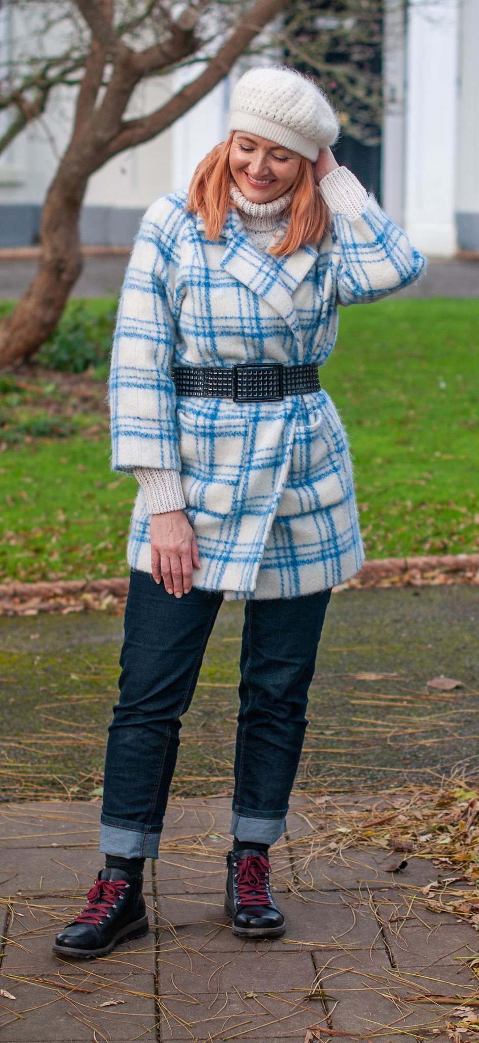 How to Pick the Best 80s Style Sweater Looks This Winter?
