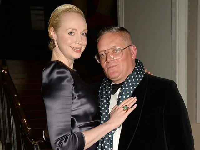 Giles Deacon Height Revealed: Simple Ways to Get the Accurate Answer!