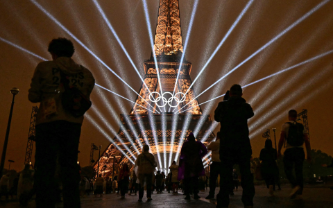 How Good Was Celine Dion Live a Paris Show Find Best Moments Here