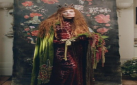 Florence Welch fashion style guide: simple ideas for your daily lookbook.