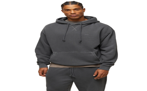 why choose nike forward sweatshirt? tips to warm up in style!