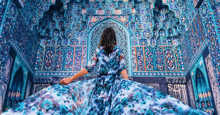 Where to See Pretty Women in Dresses Best Places for Fashion Views