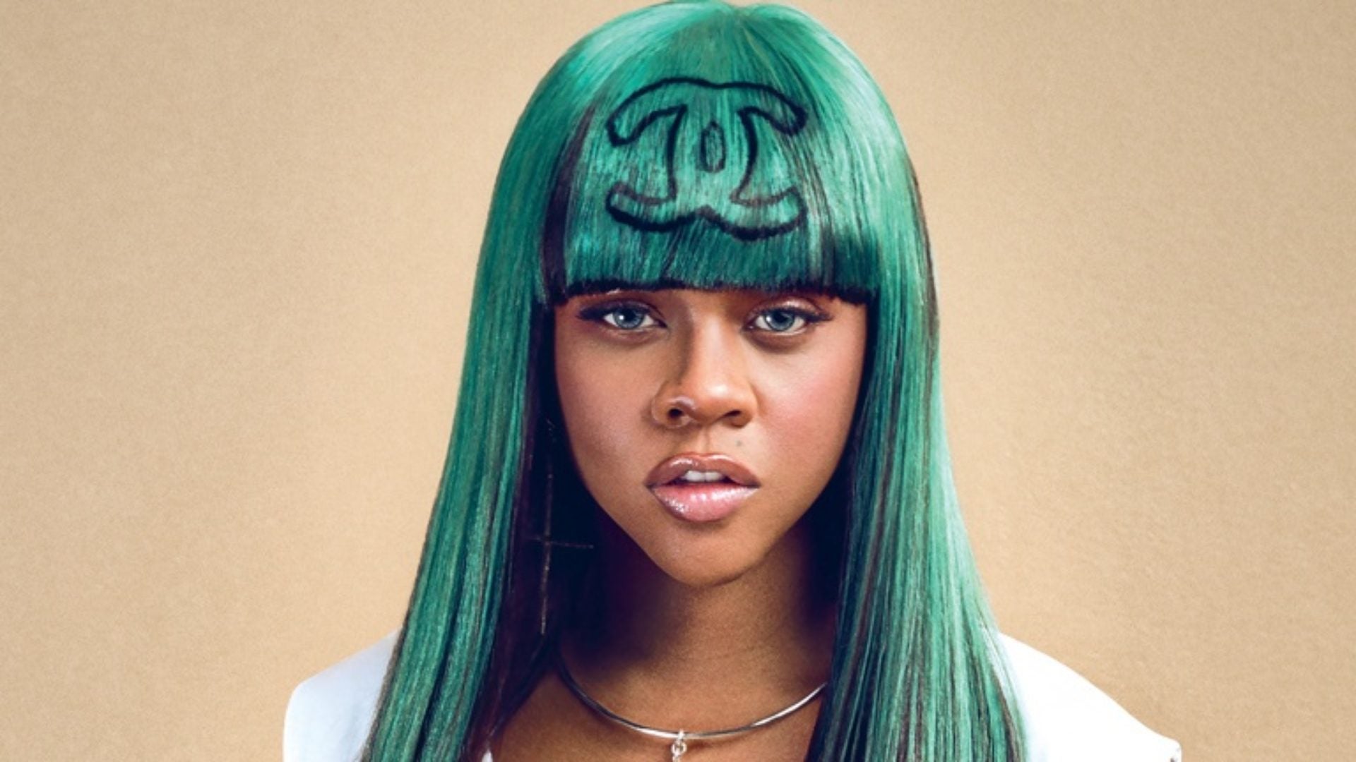 Where Lil Kim Green Hair Look Started Story Behind
