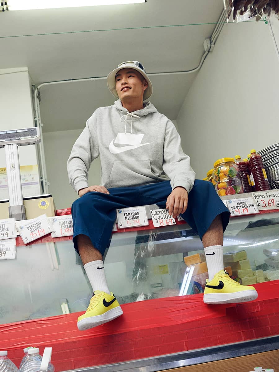 why choose nike forward sweatshirt? tips to warm up in style!