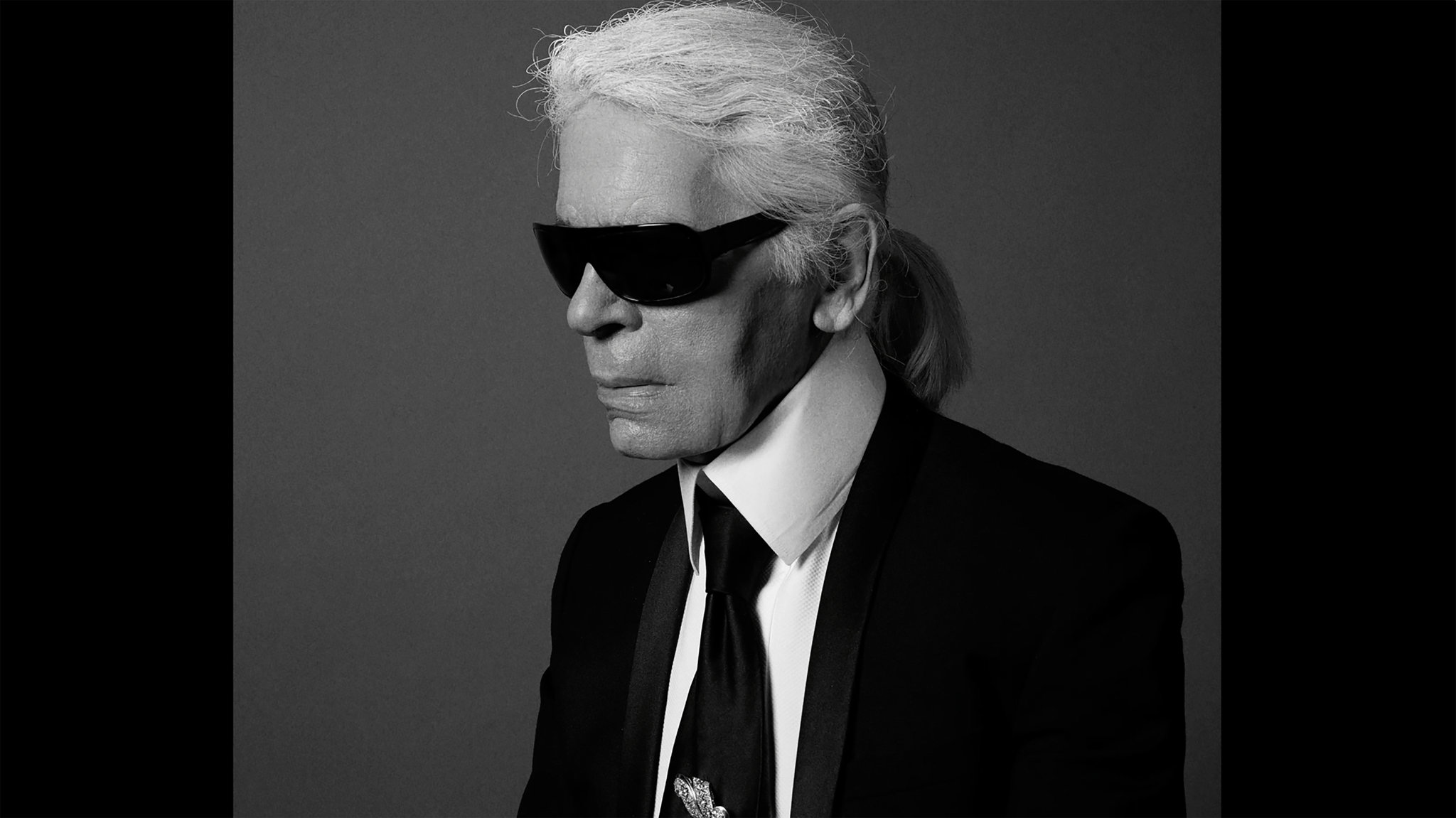 Karl Lagerfeld Photoshoot Secrets See Behind the Scenes Photos