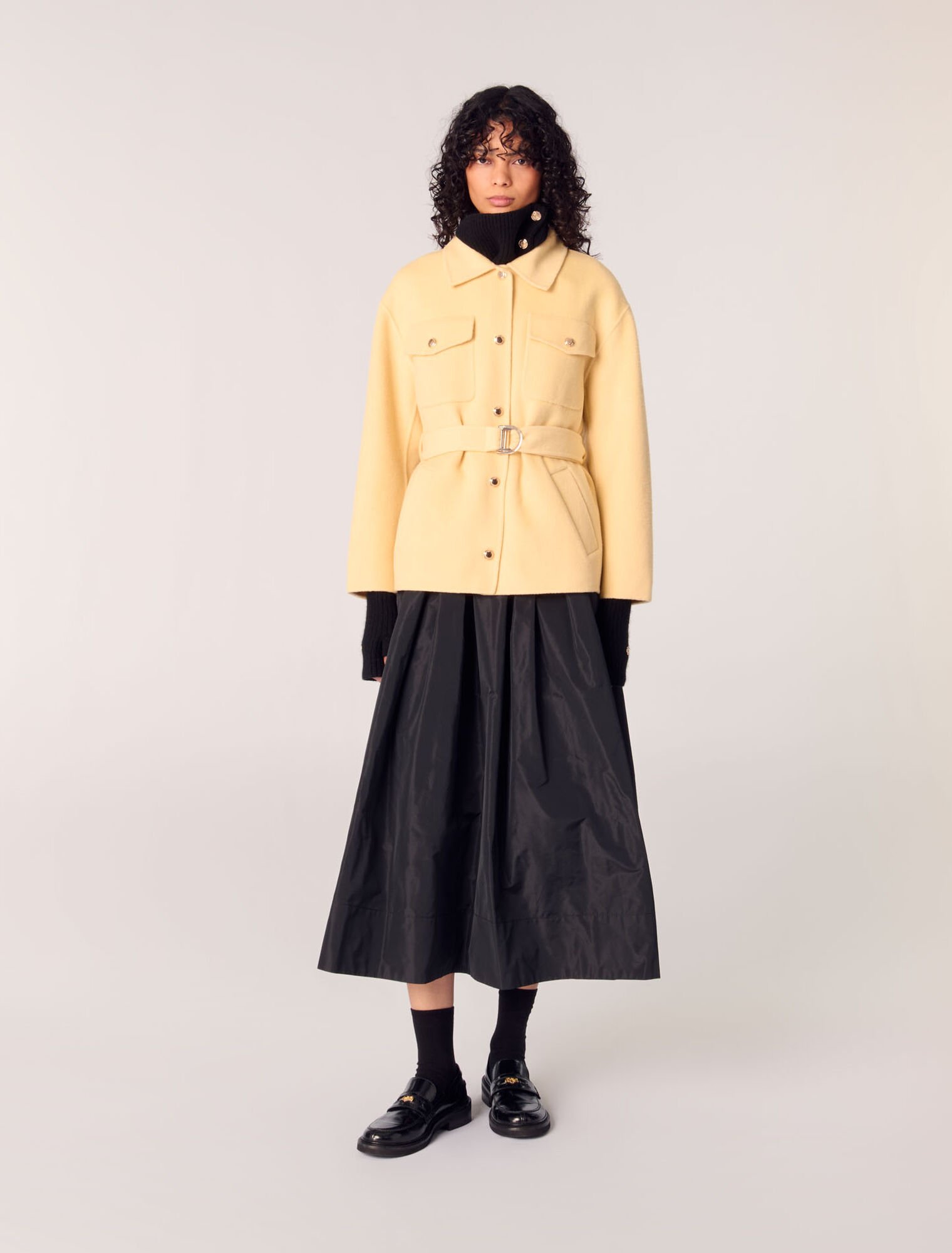 严格控制在15-30词内,如Budget Friendly Princess Coats Under 100 Price Range(7词/25字符)