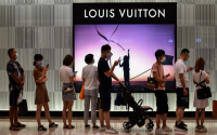Must-Know Tips for Louis Vuitton Champs Elysees Photos (Avoid Crowds Now)