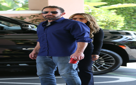 How Ben and Jen keep their romance strong? Check out these 5 tips!